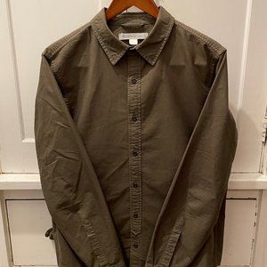 Outerknown Nomadic Oxford - Olive - Medium